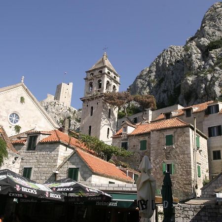 Luxury City Centre Apartment With Stunning View Omis Bagian luar foto