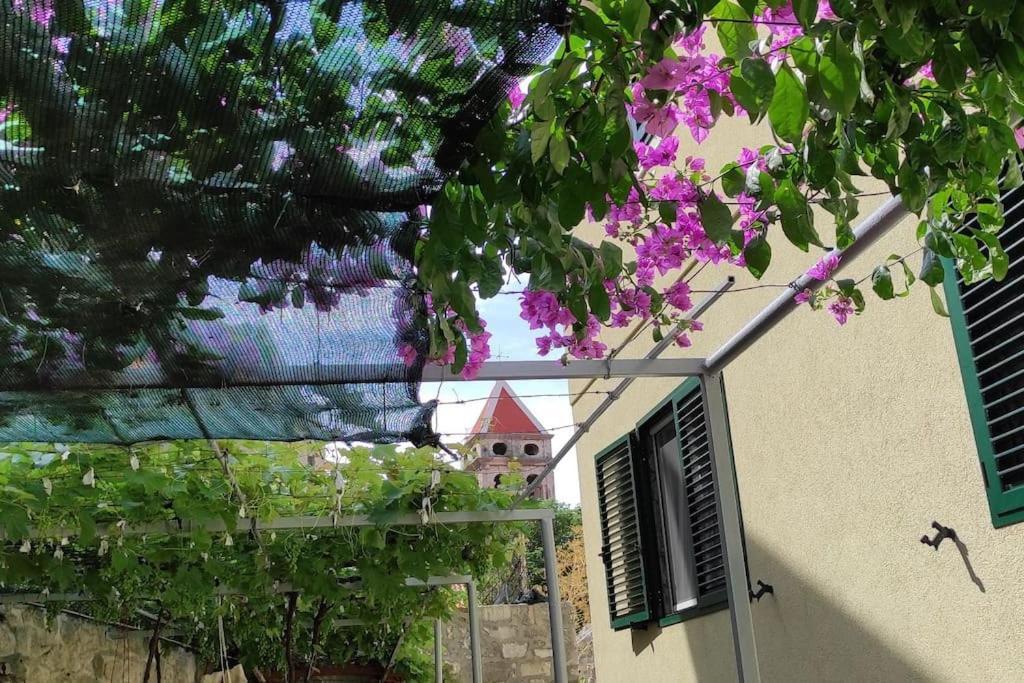 Luxury City Centre Apartment With Stunning View Omis Bagian luar foto
