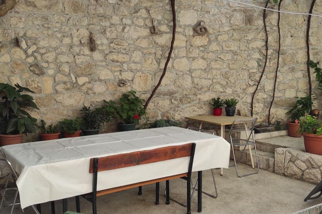 Luxury City Centre Apartment With Stunning View Omis Bagian luar foto