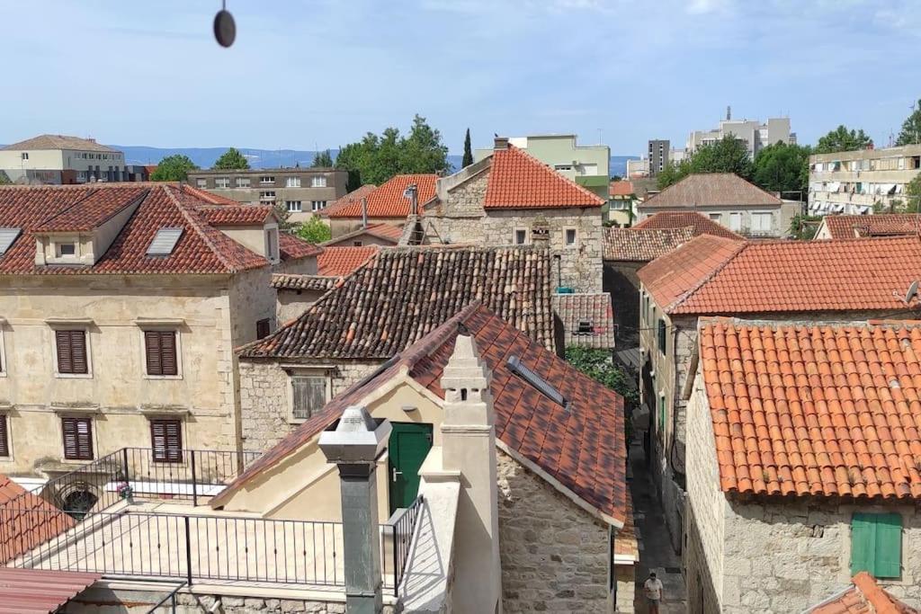 Luxury City Centre Apartment With Stunning View Omis Bagian luar foto