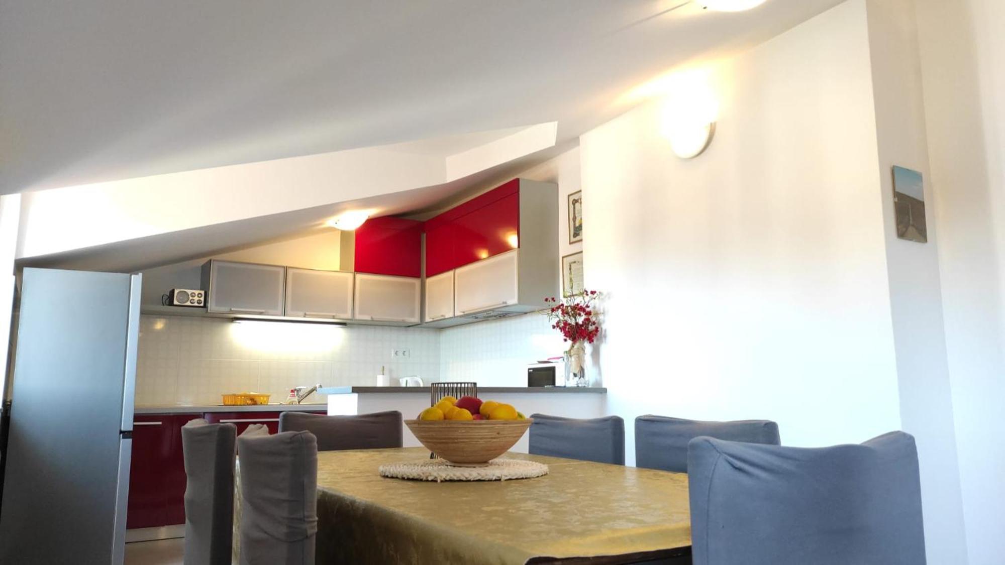 Luxury City Centre Apartment With Stunning View Omis Bagian luar foto