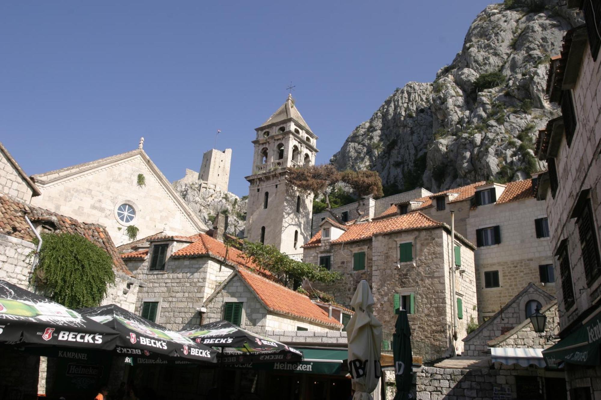 Luxury City Centre Apartment With Stunning View Omis Bagian luar foto